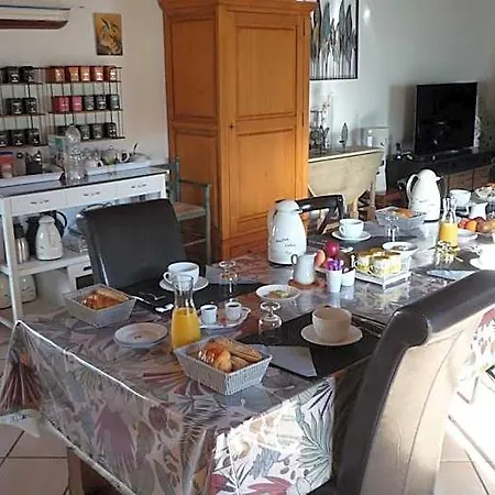 D'hotes - Chez Stephane Bed & Breakfast